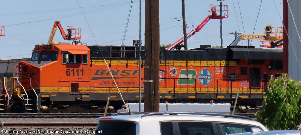 BNSF 6111